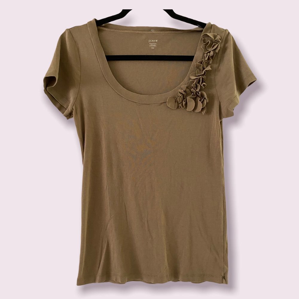 JCrew Brown Fitted Tee w/Flowers- Size Large